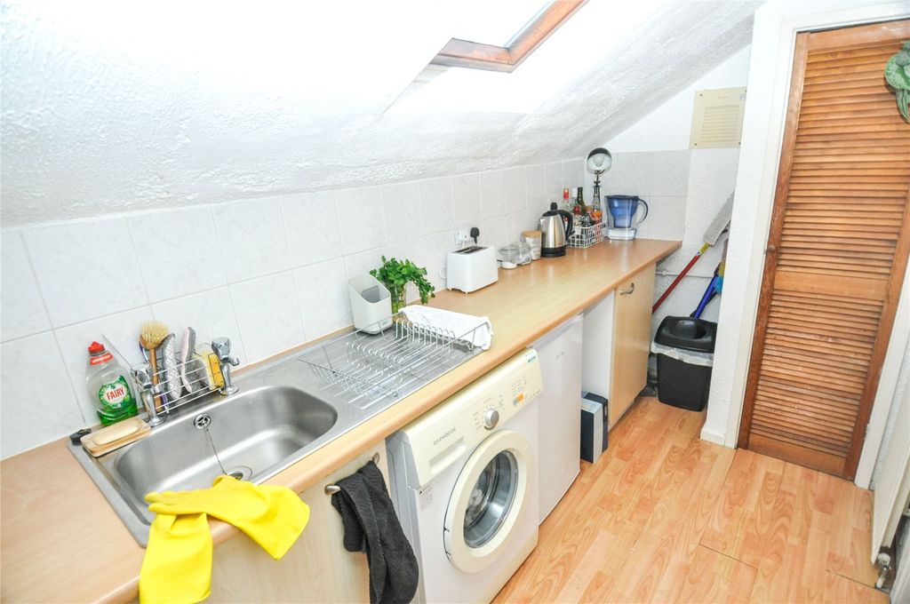 Property photo 3 of 10 Picture No. 04