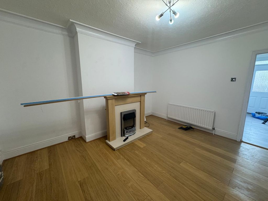 Property photo 2 of 8 Living Room