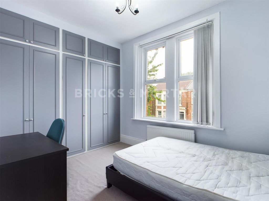 Property photo 3 of 6 Wxdgw5Vvo0m35Y66Kaamqq.Jpg