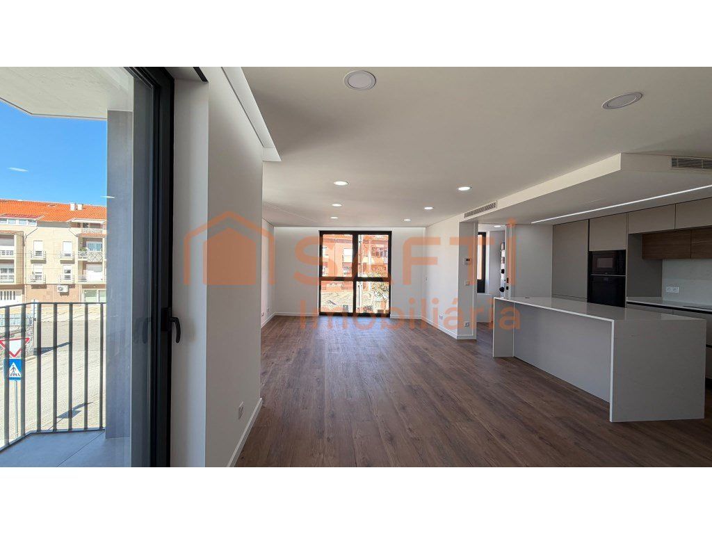 Property photo 1 of 12 New 3 Bedroom Apartment -São Bernardo ,Aveiro -A 5 Min.Do Centro
