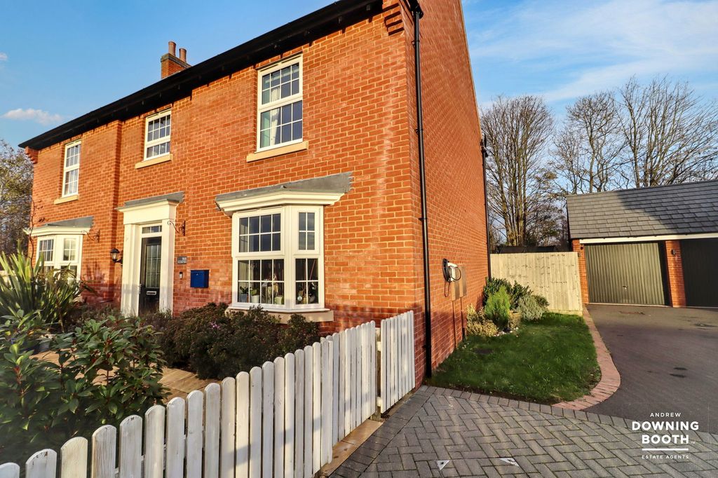 Property photo 1 of 38