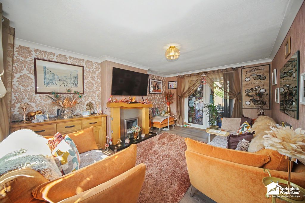 Property photo 2 of 17 Image 1