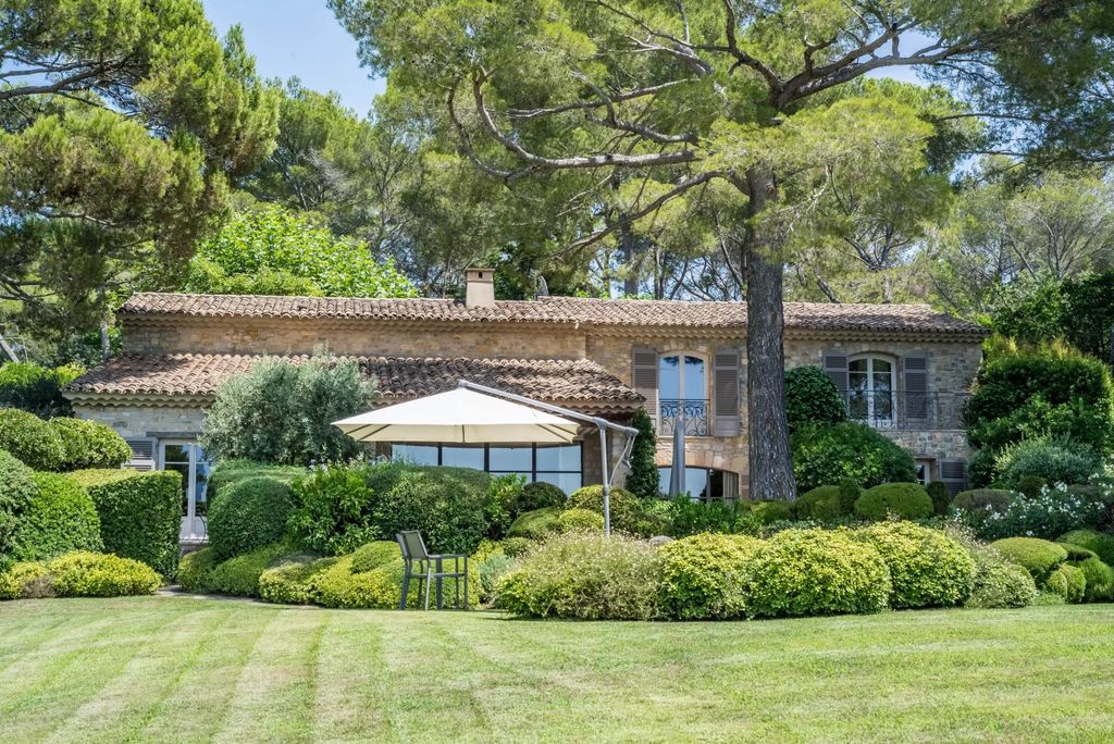 Property photo 1 of 30