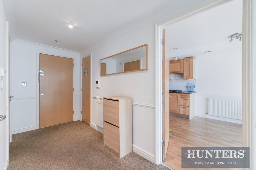 Property photo 2 of 12 Ferry Lane,  (4).Jpg