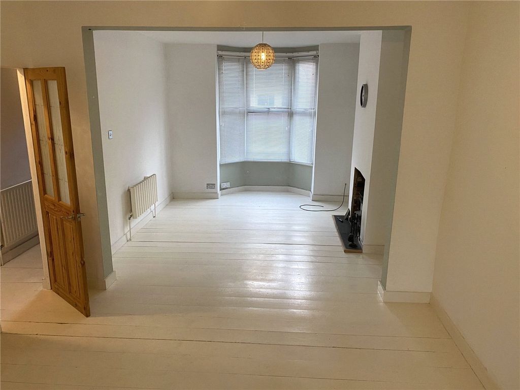 Property photo 2 of 11 Picture No. 02