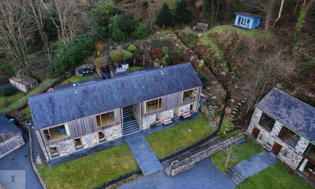 Property photo 1 of 53