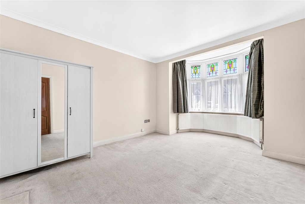 Property photo 3 of 28 02.Jpg