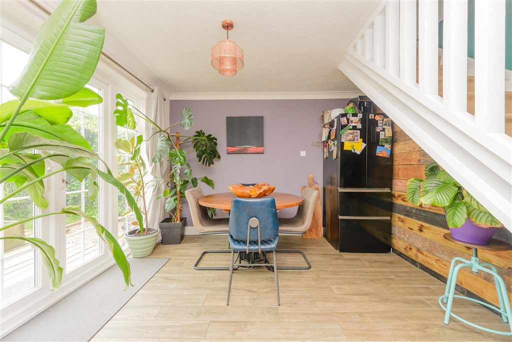 Property photo 3 of 14 Dining Area
