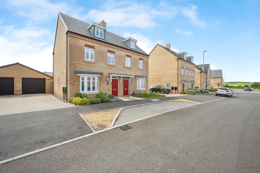 Property photo 1 of 17