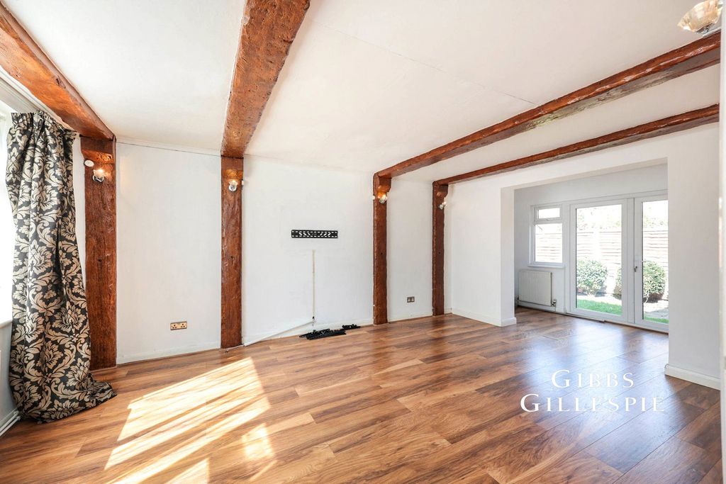 Property photo 3 of 18 Picture No. 07