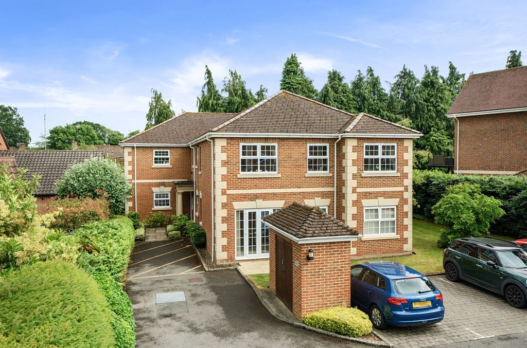 Property photo 1 of 20 1471508-1-6A203B6...