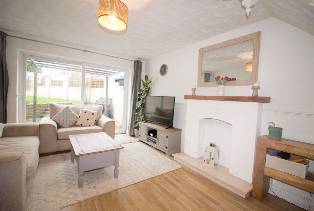 Property photo 1 of 6 Img_1541.Jpg