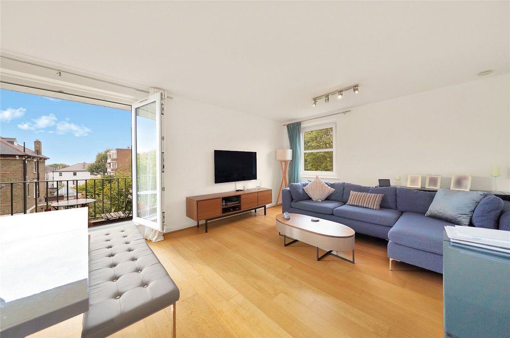 Property photo 3 of 17 Picture No. 36