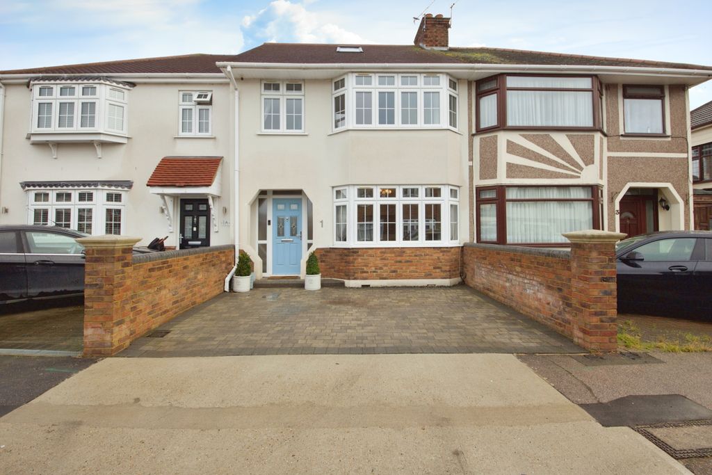 Property photo 1 of 19