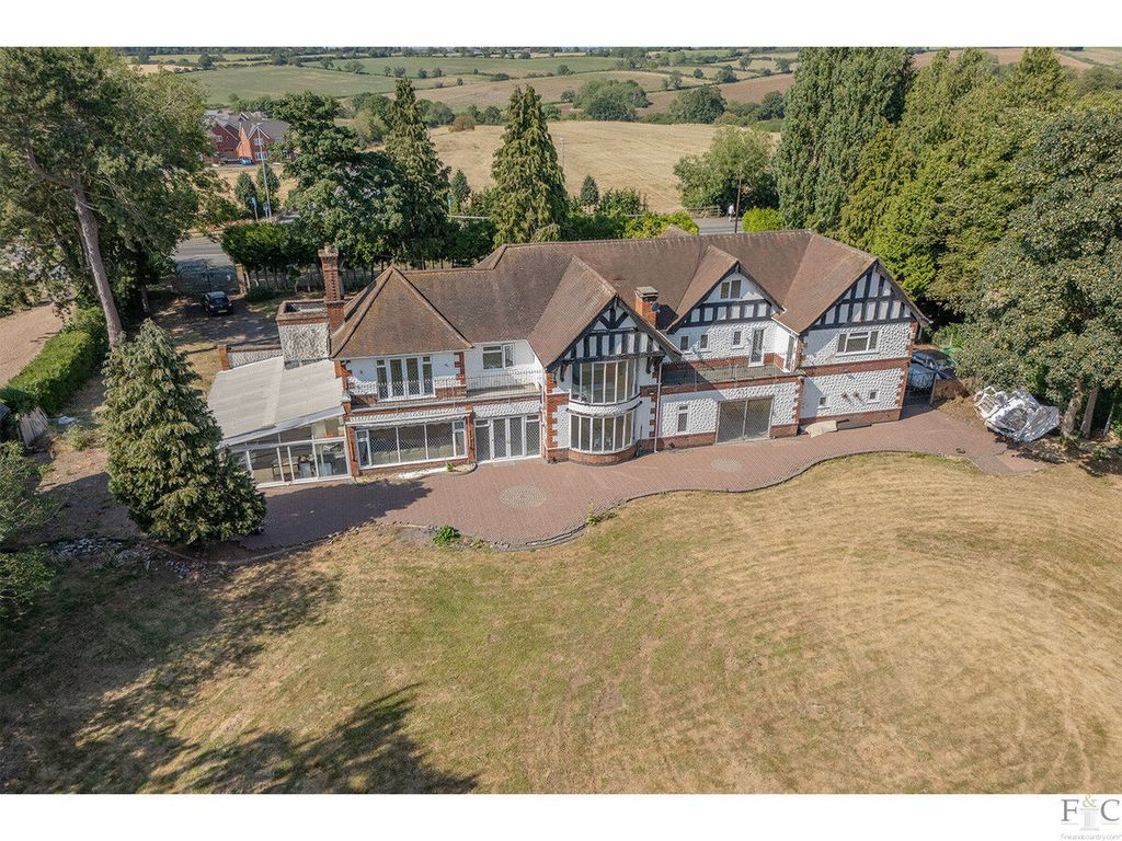 Property photo 1 of 27