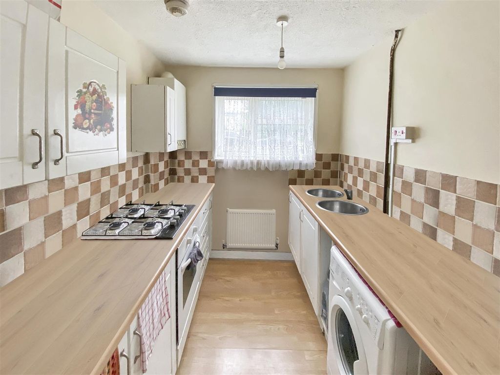 Property photo 3 of 6 Image00015.Jpeg