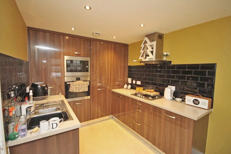Property photo 3 of 12 Kitchen