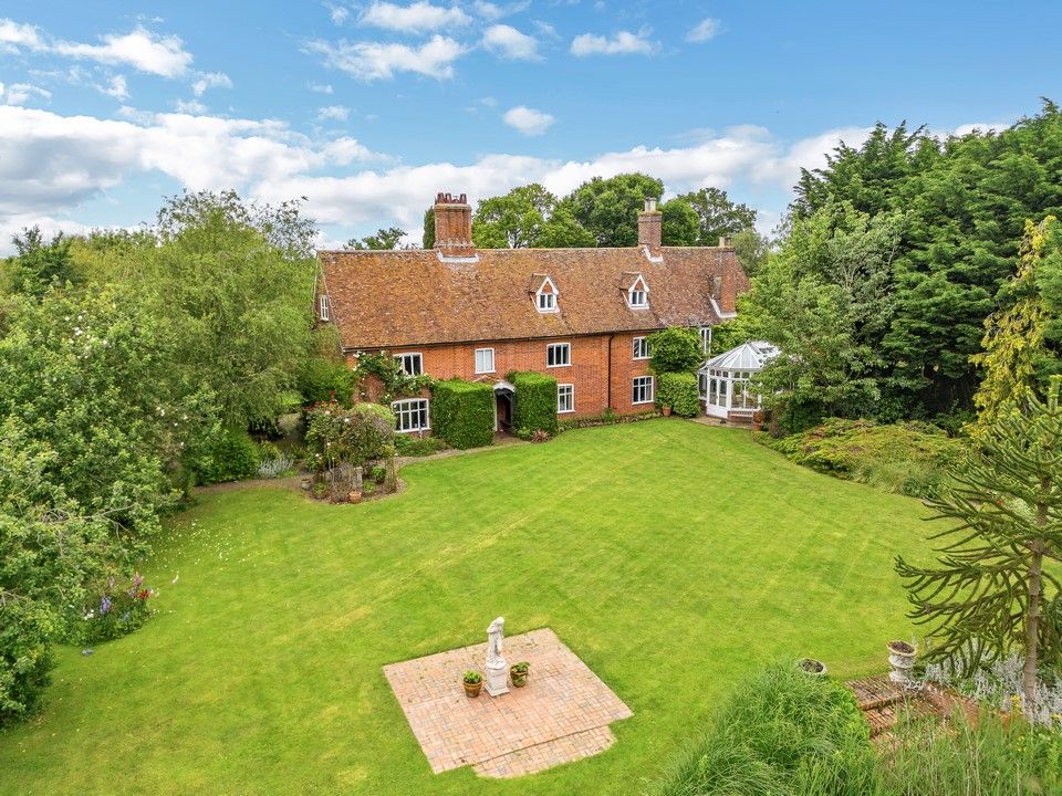 Property photo 2 of 34