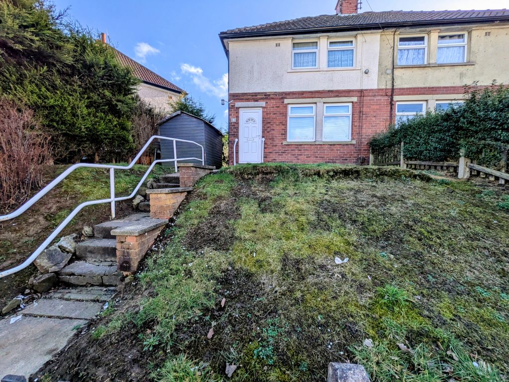 Property photo 1 of 14 House &amp; Front Garden