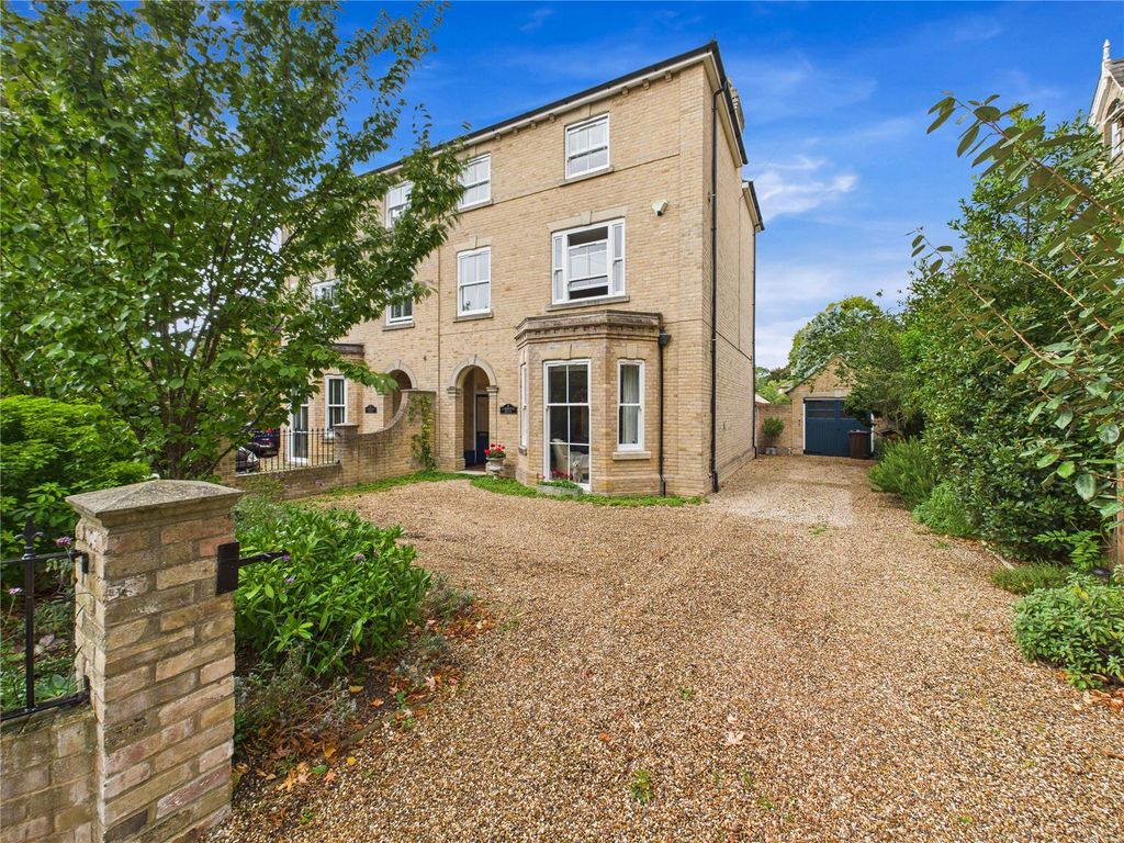 Property photo 1 of 32 Picture No. 32