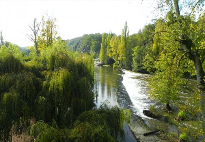 Property photo 2 of 12