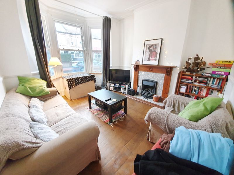 Property photo 3 of 17 Photo 10