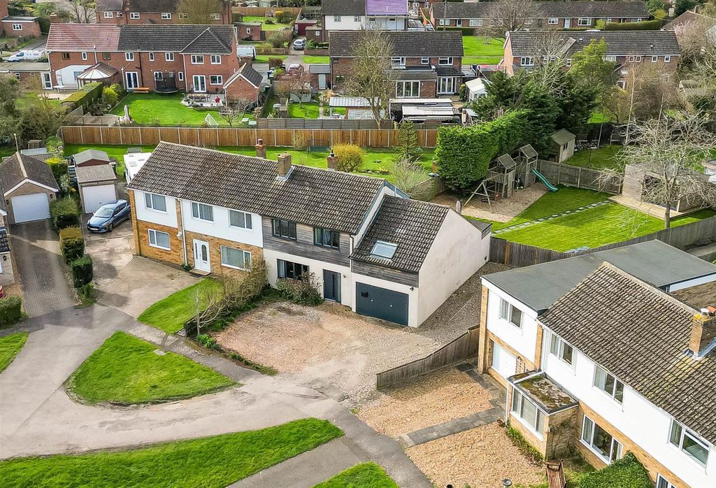 Property photo 3 of 20 Drone (3).Jpg