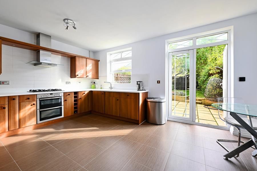 Property photo 2 of 14