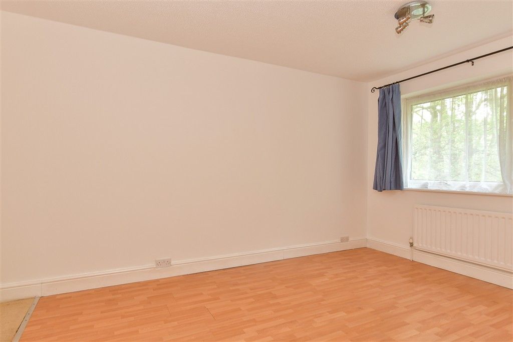 Property photo 2 of 16 Bedroom 1