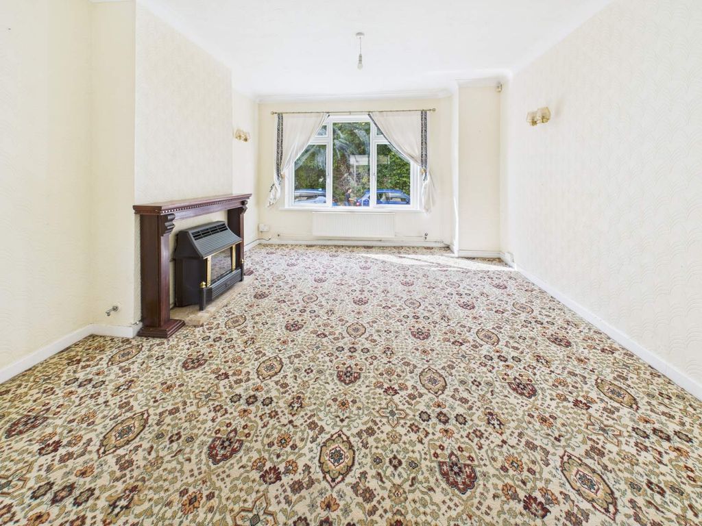 Property photo 3 of 15 Front Reception Room