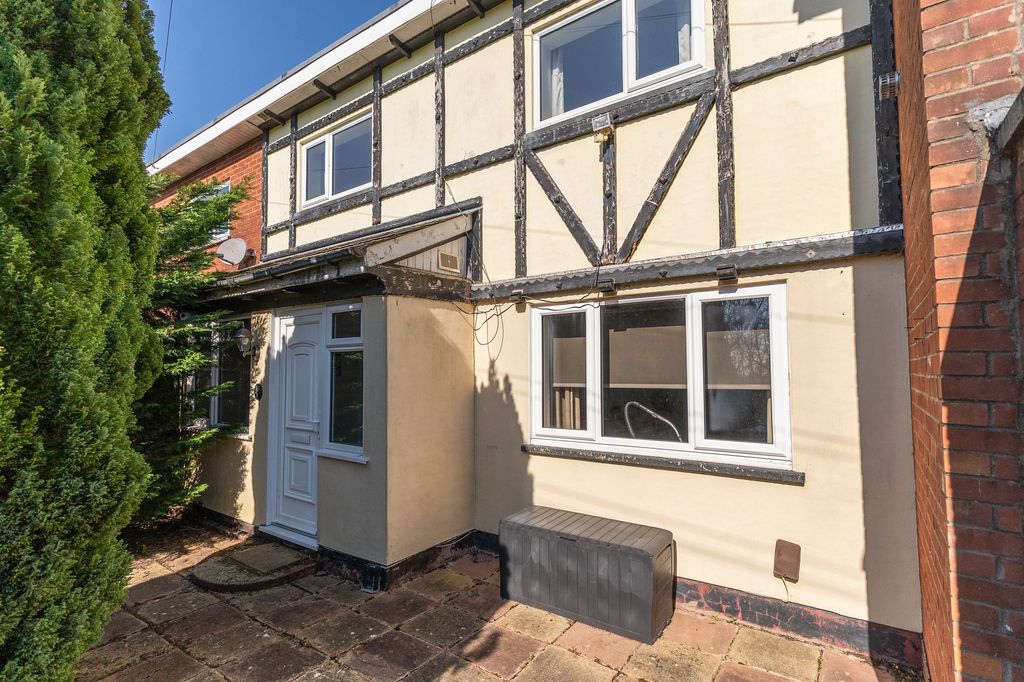 Property photo 1 of 20