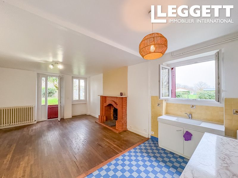 Property photo 2 of 10