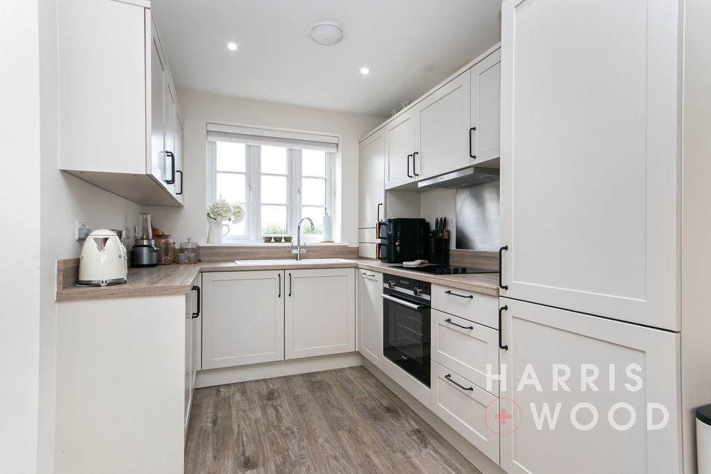 Property photo 2 of 24 4280851