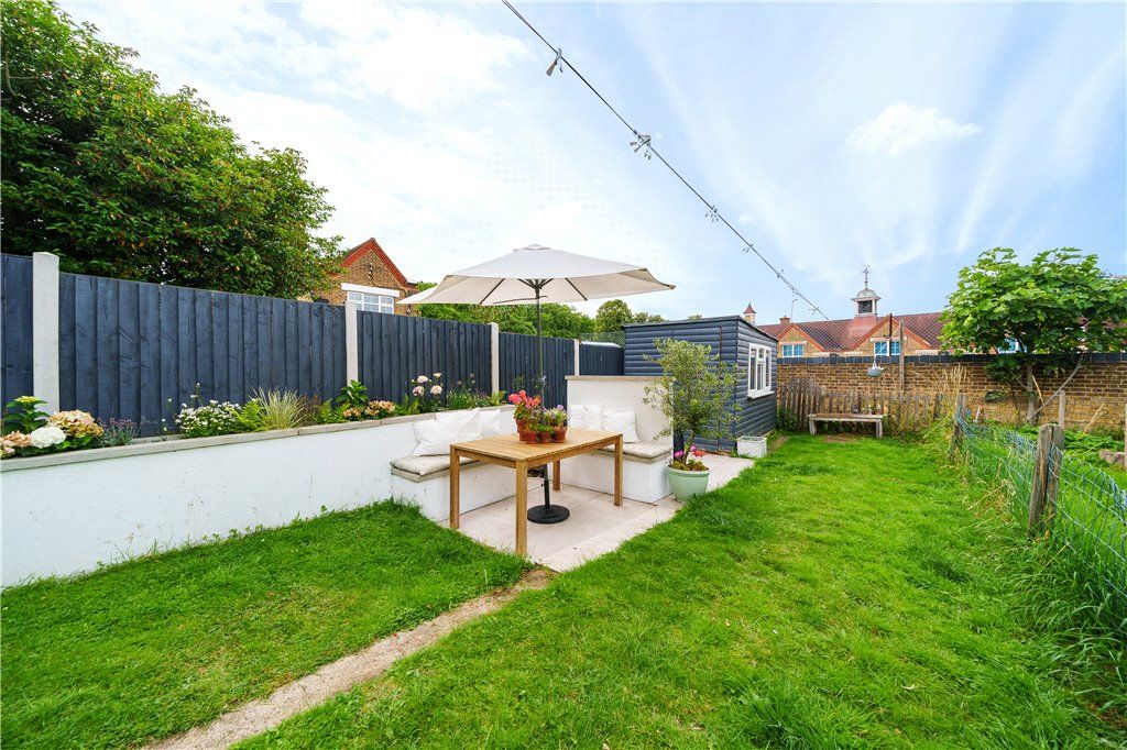 Property photo 3 of 21 Picture No. 12
