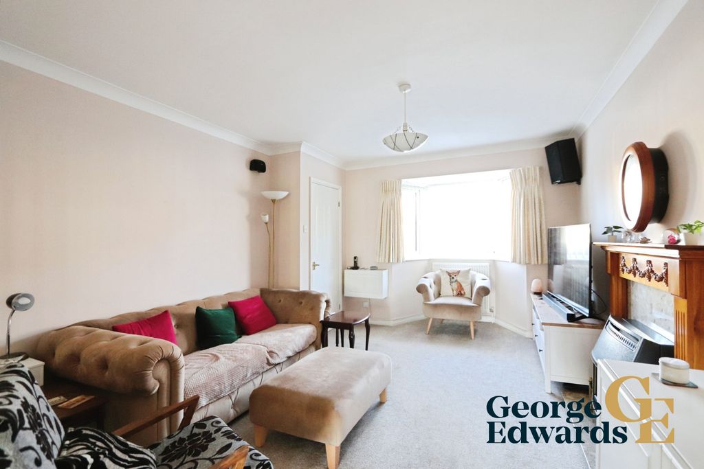 Property photo 2 of 15