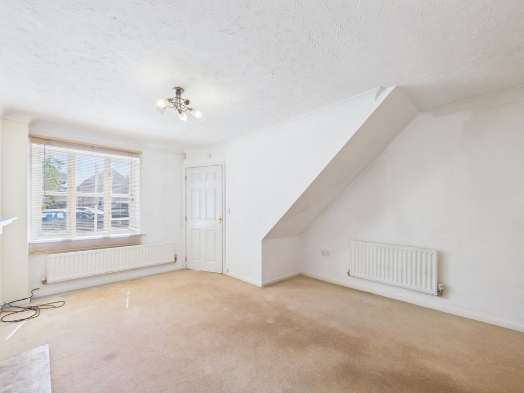 Property photo 3 of 19 Cam01316G0-Pr0277-Still004