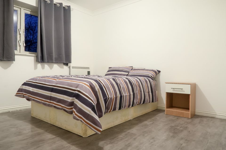 Property photo 2 of 6