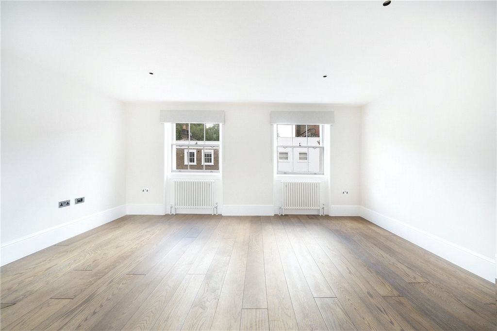 Property photo 2 of 13 Picture No. 20