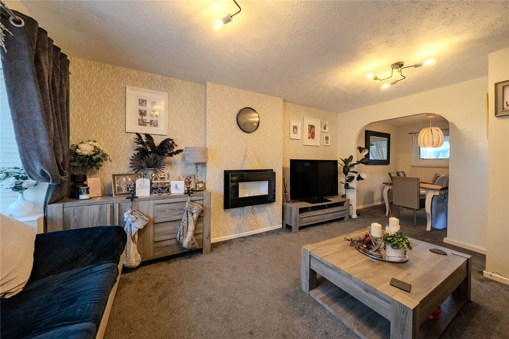 Property photo 2 of 23 Picture No. 04