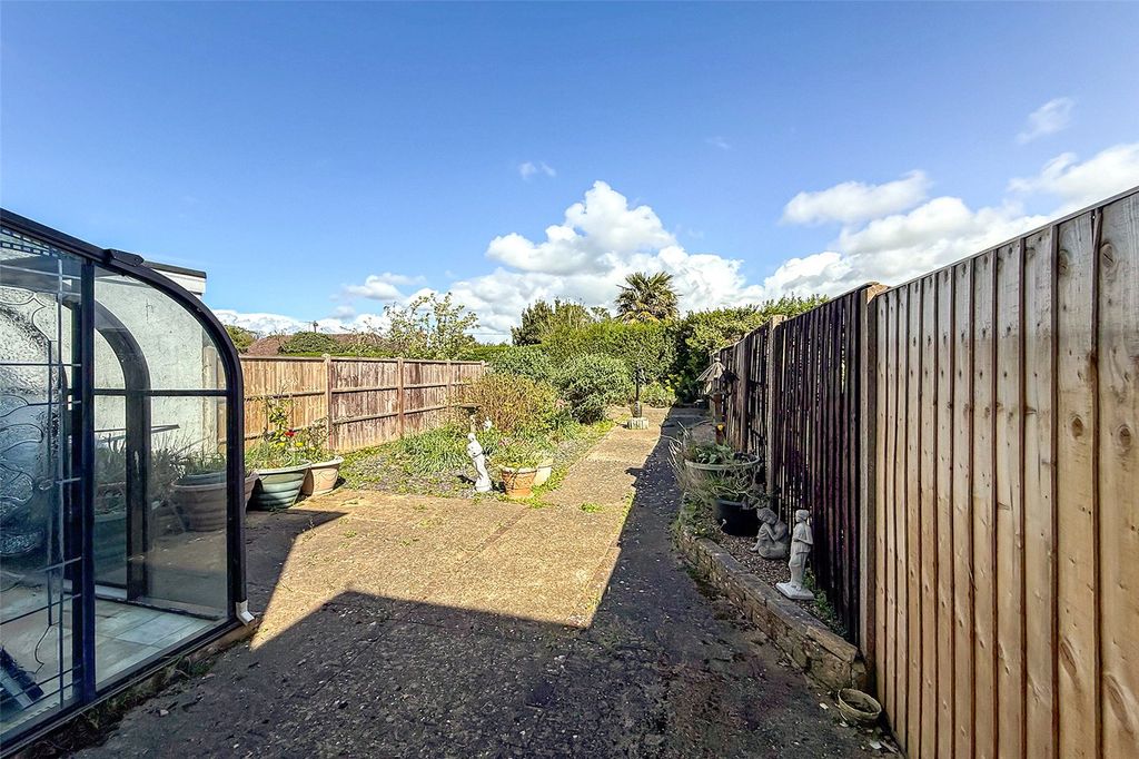 Property photo 2 of 16 Picture No. 06