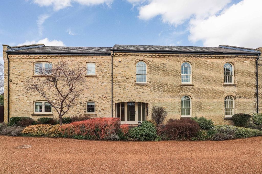 Property photo 1 of 26 Img (6).Jpg