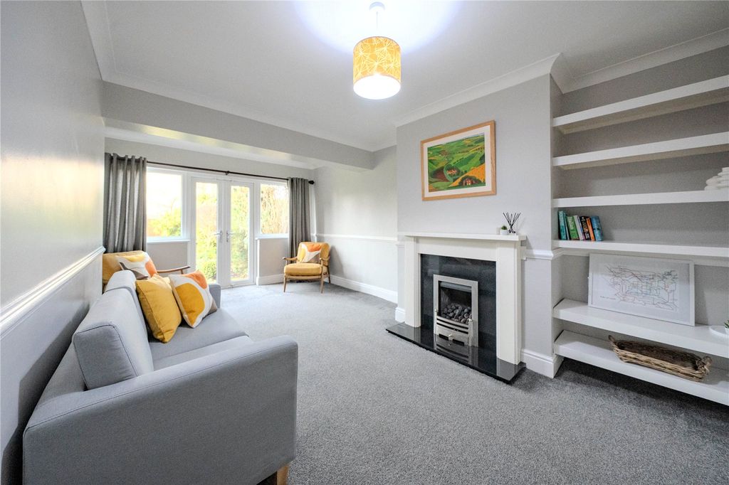 Property photo 2 of 23 Picture No. 04