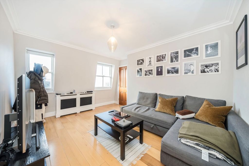 Property photo 2 of 6