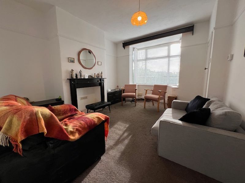 Property photo 3 of 11 Photo 1