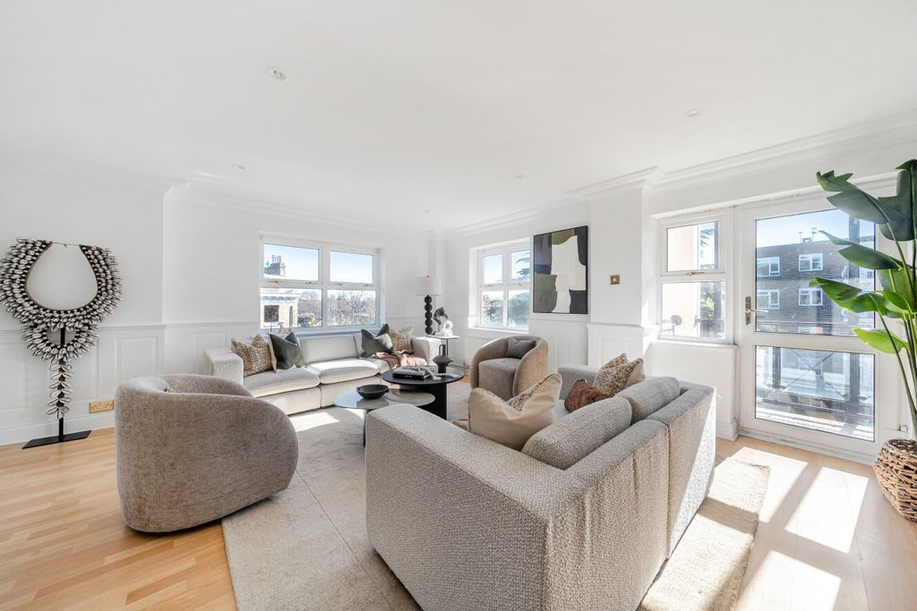 Property photo 2 of 13 1437827-20-69d4c7...