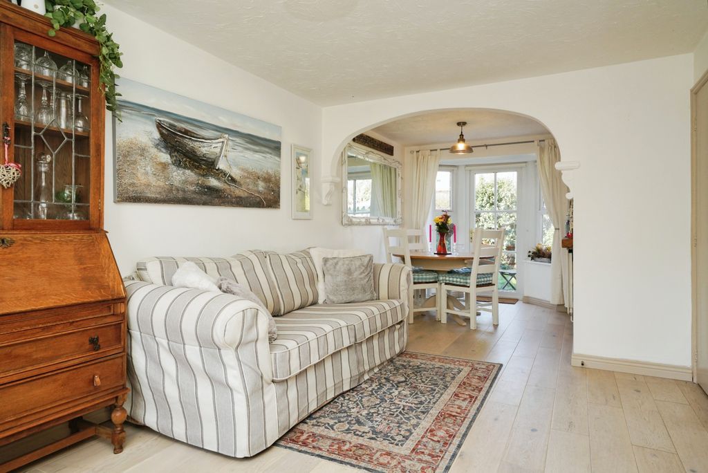 Property photo 3 of 17 Photography