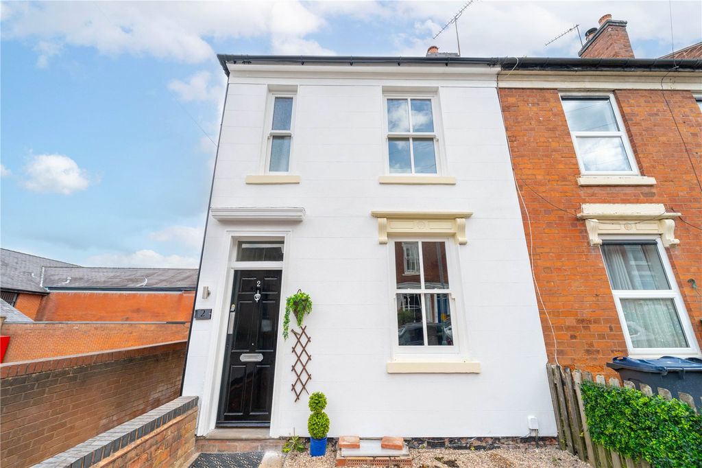 Property photo 2 of 18 Picture No. 23