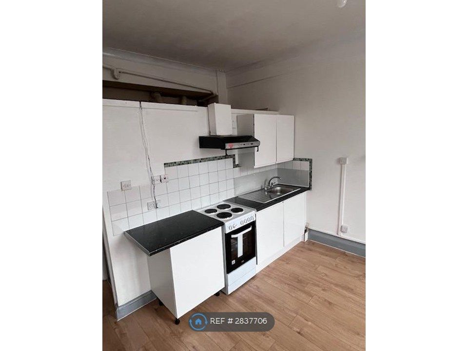 Property photo 1 of 3