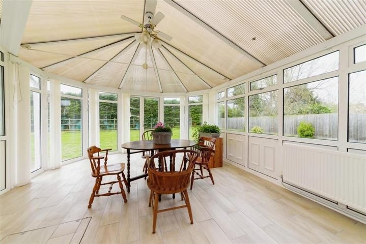 Property photo 3 of 12 Conservatory