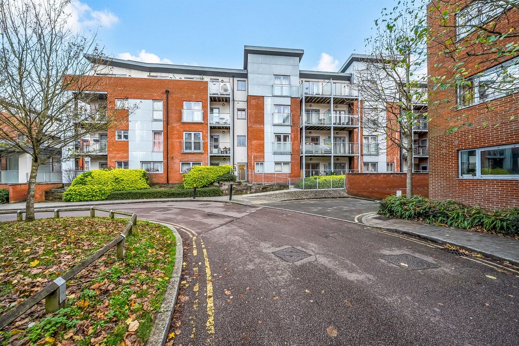 Property photo 1 of 7